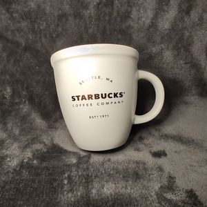 Starbucks Seattle WA est 1971 White Ceramic Coffee Mug 2016 12 oz Gold Lettering